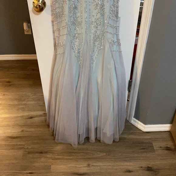 David’s Bridal Mermaid Mint Bedazzled Dress - Picture 4 of 7